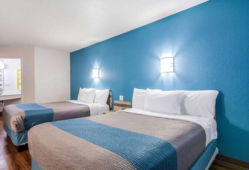 جناح ديلوكس, Motel 6 New Braunfels