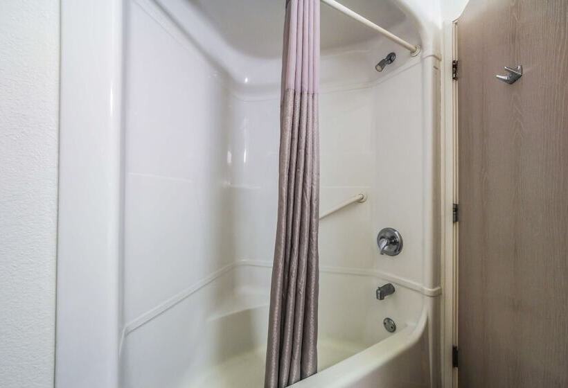 جناح ديلوكس, Motel 6 New Braunfels