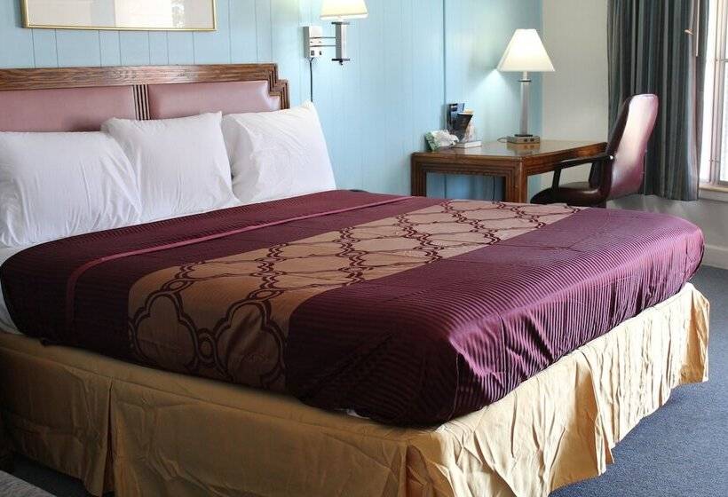 Номер Стандарт 2 Двуспальные Кровати, Royal Inn Motel