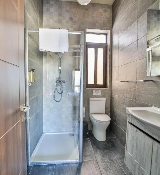 اتاق لوکس با بالکن, 49 Sunrise Lodge