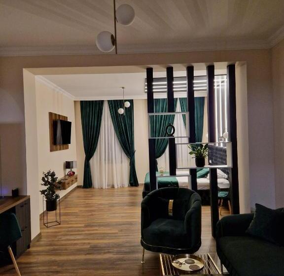 آپارتمان لوکس 1 خوابه, Bizi House Accommodation