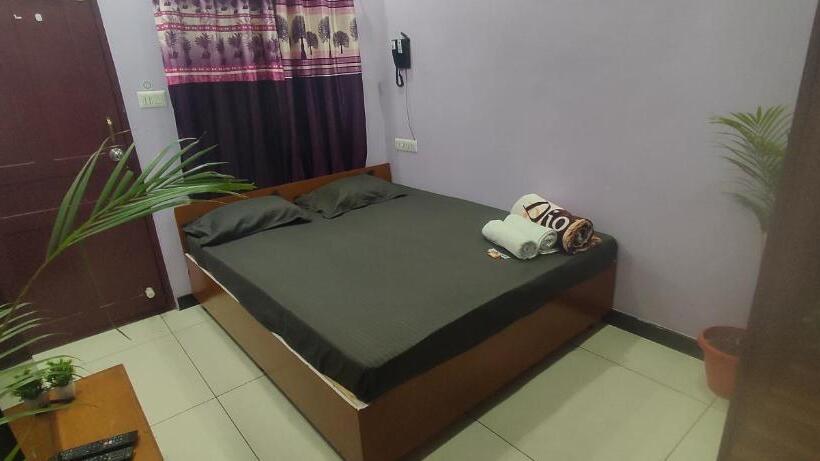 Quarto Economy, Adh Amilia Residency