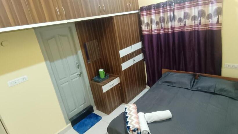 Quarto Economy, Adh Amilia Residency