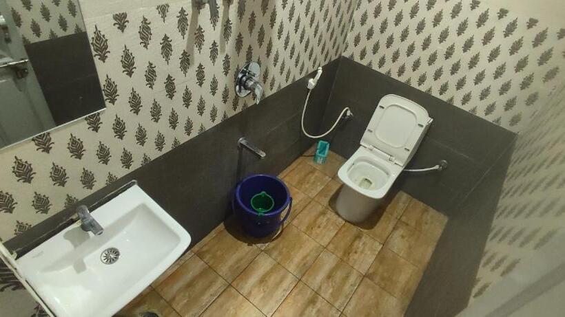 غرفة ديلوكس, Adh Amilia Residency