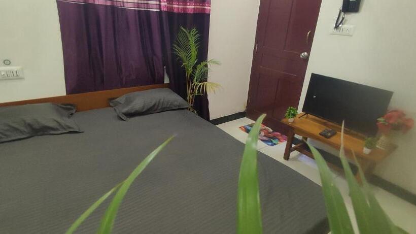 Номер Deluxe, Adh Amilia Residency