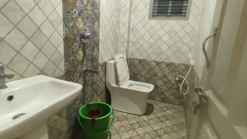 Economy Triple Room, Adh Amilia Residency