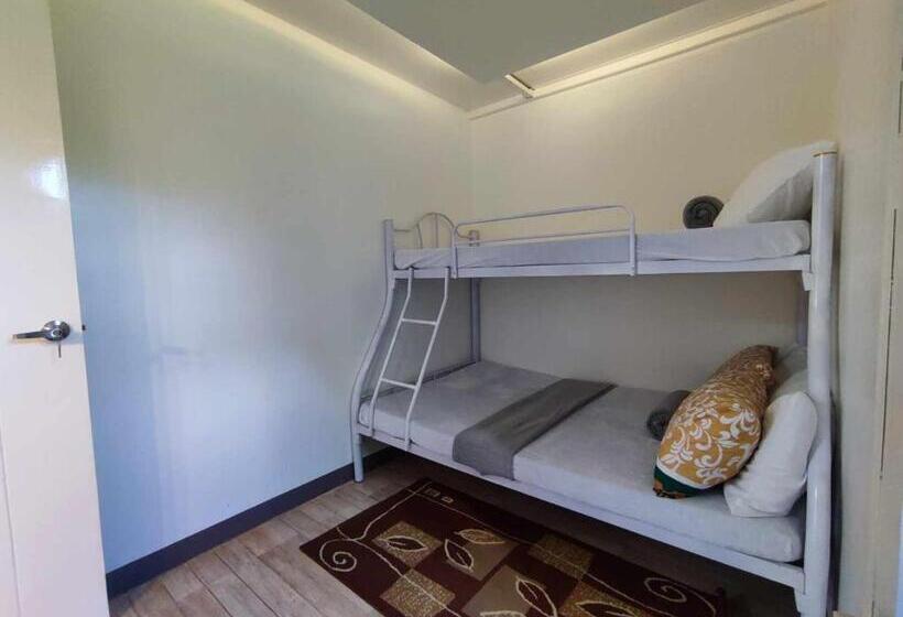 חדר משפחתי, Casa La El Baguio