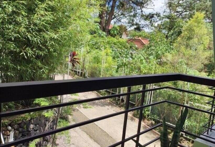 Quarto Estandar, Casa La El Baguio