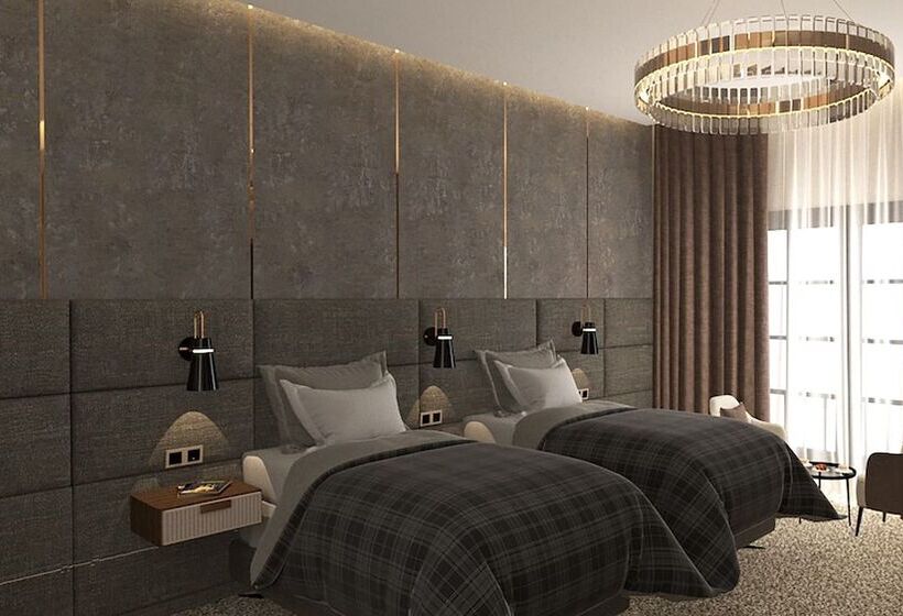 اتاق خانوادگی, Elite World Go Van Edremit