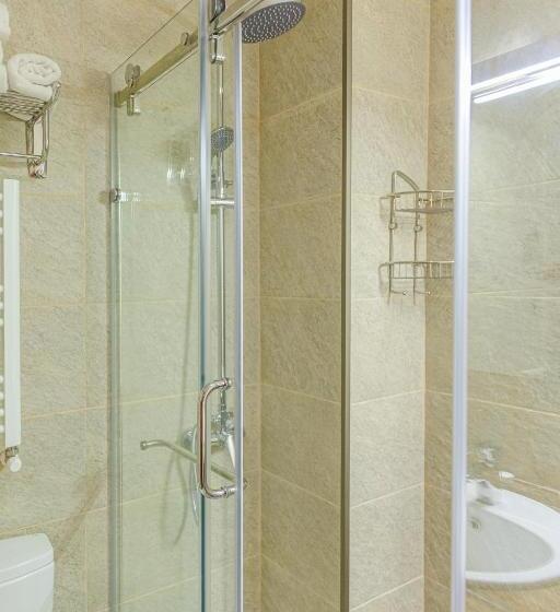 اتاق استاندارد, Hilltop Management Group