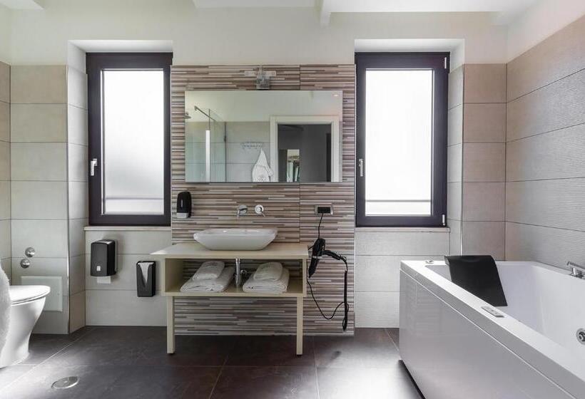 סוויטה, Lual Bleisure