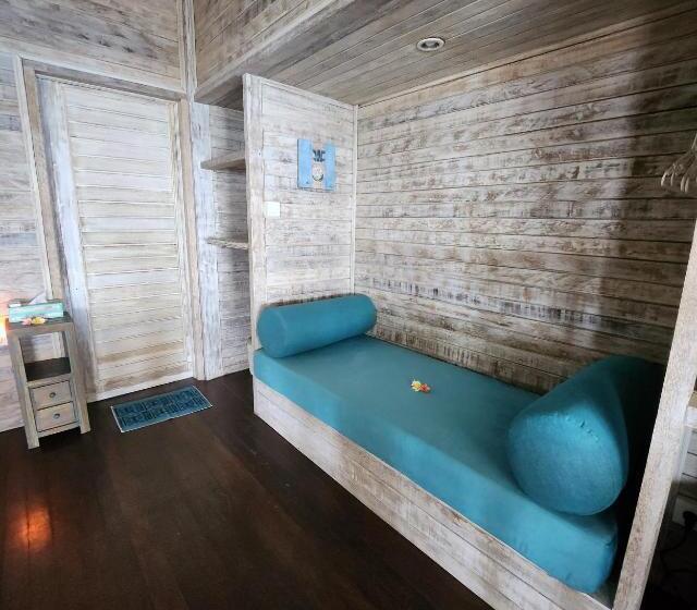 חדר סטנדרט נוף לים עם מרפסת, Nusa View   Hakuna Matata