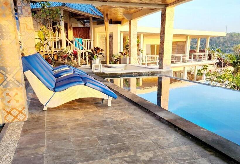 חדר סטנדרט נוף לים עם מרפסת, Nusa View   Hakuna Matata