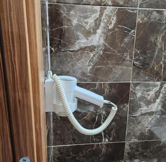 패밀리 룸, Ottoman Suit Apartment &