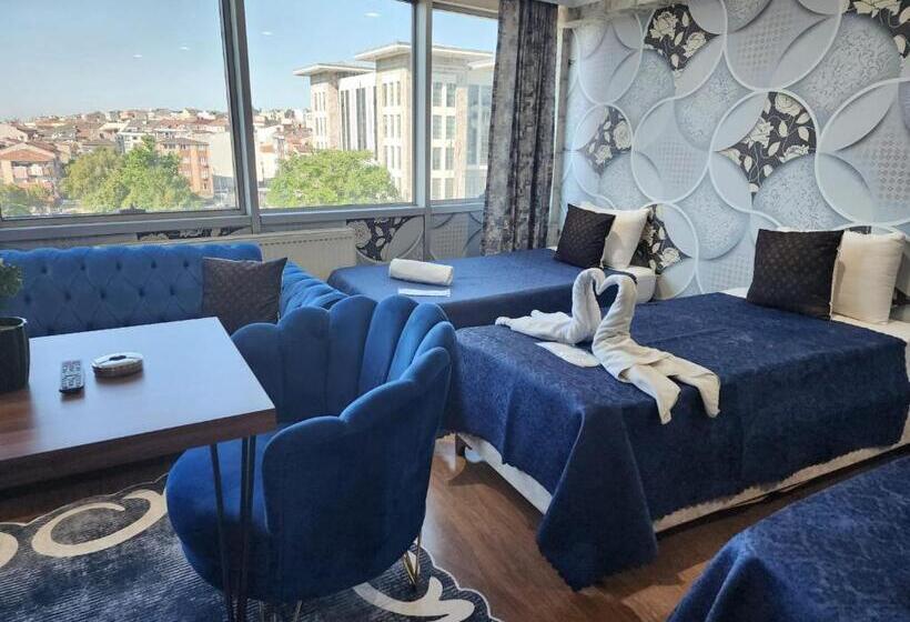 스탠다드 트리플 룸, Ottoman Suit Apartment &