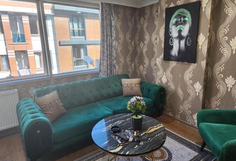 Quarto Familiar, Ottoman Suit Apartment &
