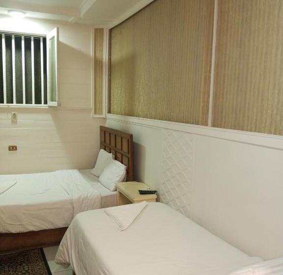 اتاق استاندارد سه نفره, Panorama