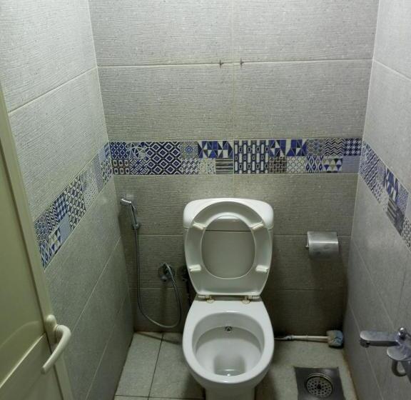 اتاق استاندارد یک تخته با سرویس بهداشتی مشترک, Panorama