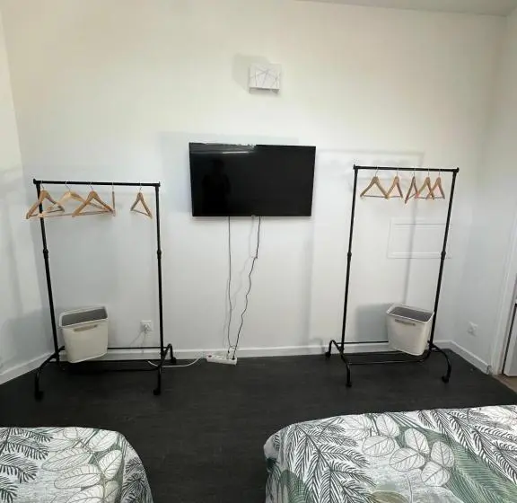 ファミリールーム, Chambres D’hôtes Autonomes Le Domaine Neuf Morlac