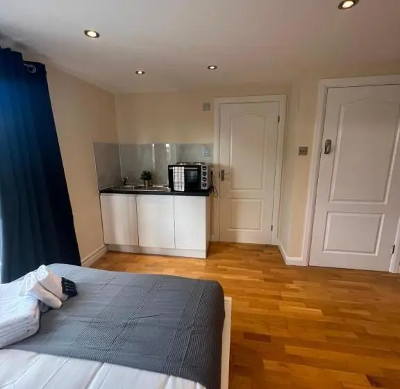 ファミリーステューディオ, Stunning House 15 Min From Wembley Arena