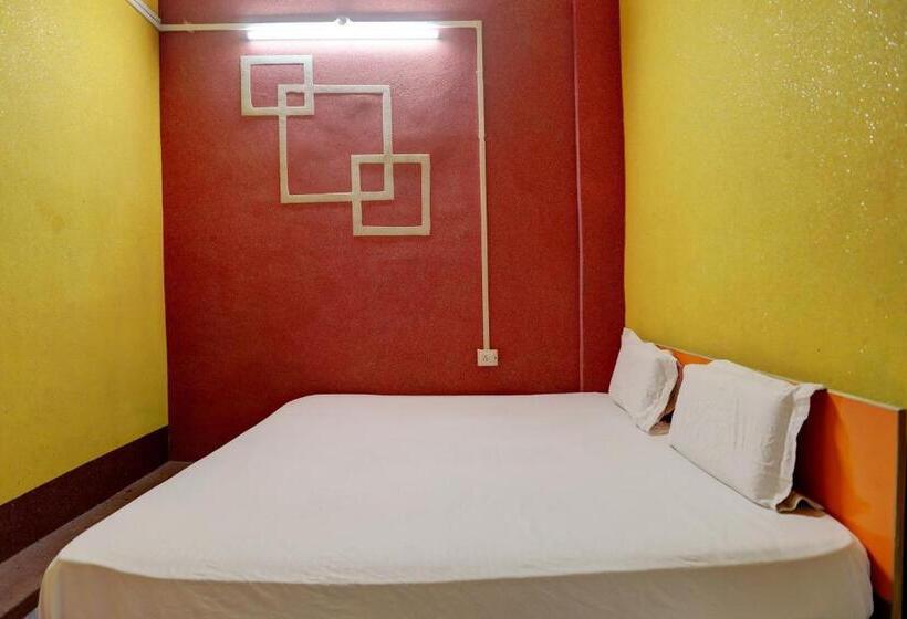 غرفة كلاسيكية ثلاثية, Spot On Hotel Small Town