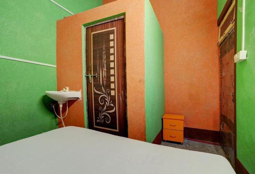 غرفة كلاسيكية ثلاثية, Spot On Hotel Small Town