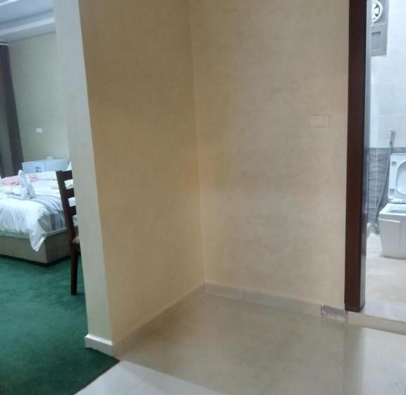 سوییت جونیور با بالکن, The Vista Inn At Petra