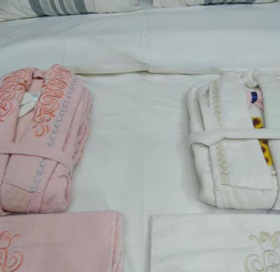 سوییت جونیور با بالکن, The Vista Inn At Petra