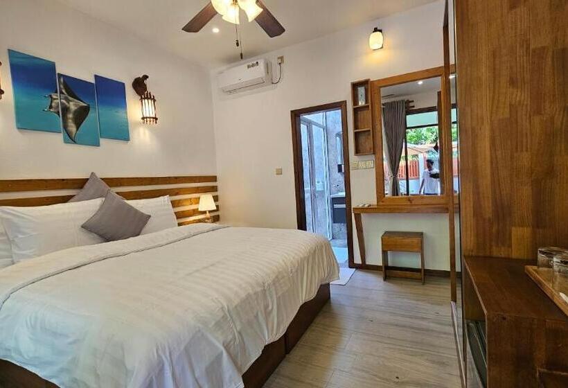 اتاق استاندارد با چشم‌انداز باغ, Dhonfalhu Dhigurah