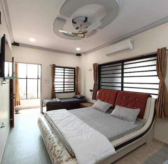 חדר סטנדרט, Jb Star