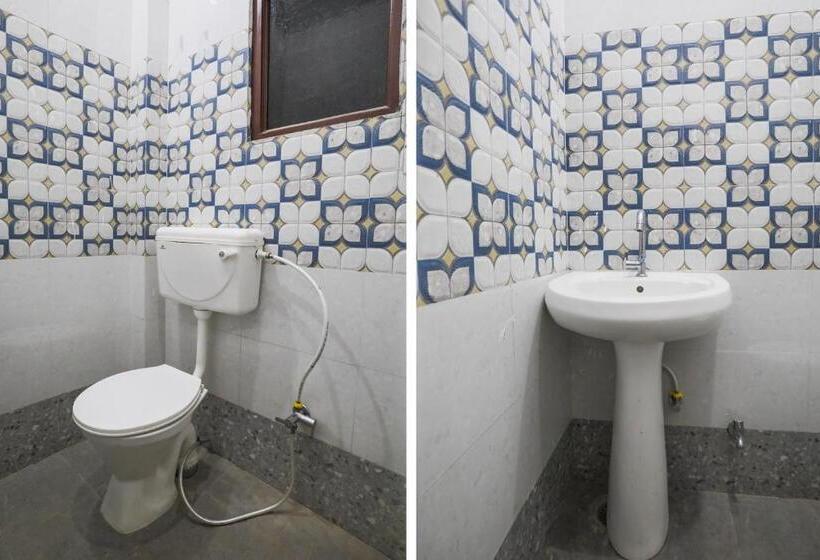 Quarto Triplo Clássico, Oyo Flagship R.v Palace