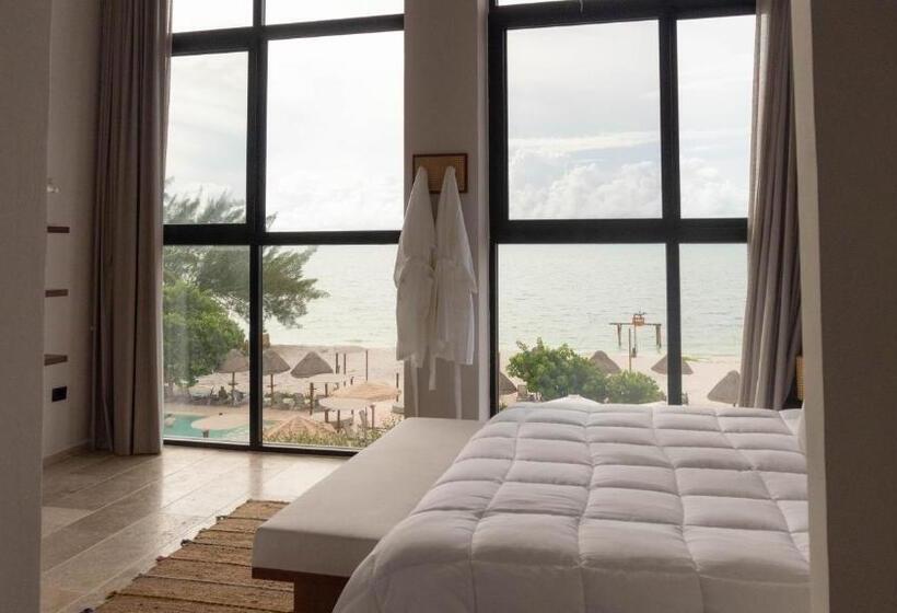家庭间, Tótem Beach Club