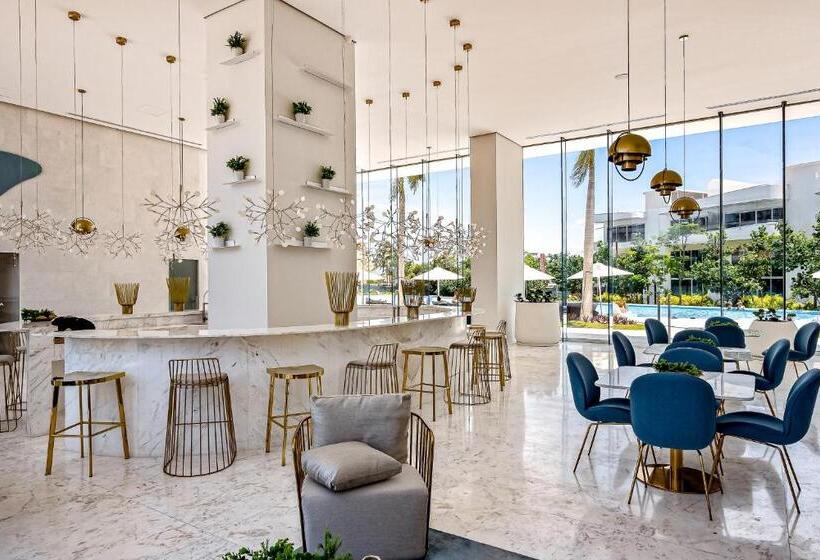 شقة غرفة واحدة, Woven Memories @ Marítima Golf 3d