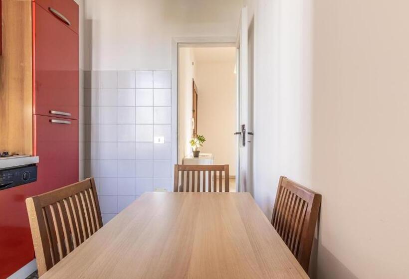 带共用浴室的标准房间, Archiotto   B   Affitti Brevi Italia