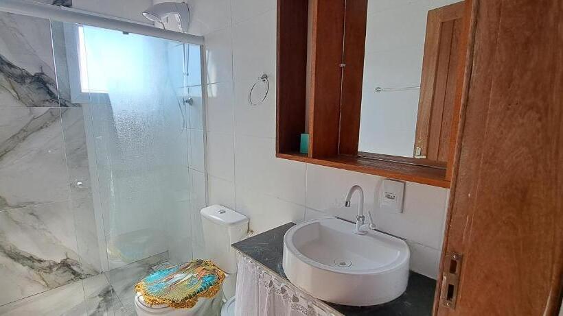 4인용 스탠다드 룸, Camelo Locação De Suítes Individuais Pousada Com Cozinha E Sala Compartilhada