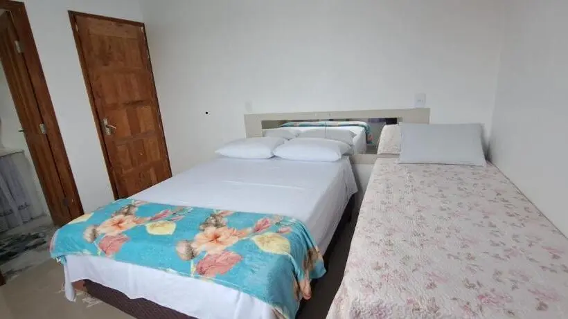 スタンダードトリプルルーム, Camelo Locação De Suítes Individuais Pousada Com Cozinha E Sala Compartilhada