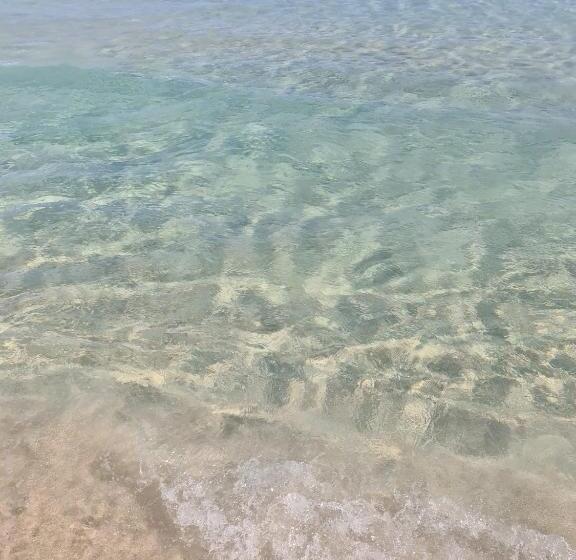 Huoneisto 1 Makuuhuone Allasnäkymä, Casa Azzurra Residence Gallo Dì Gallura