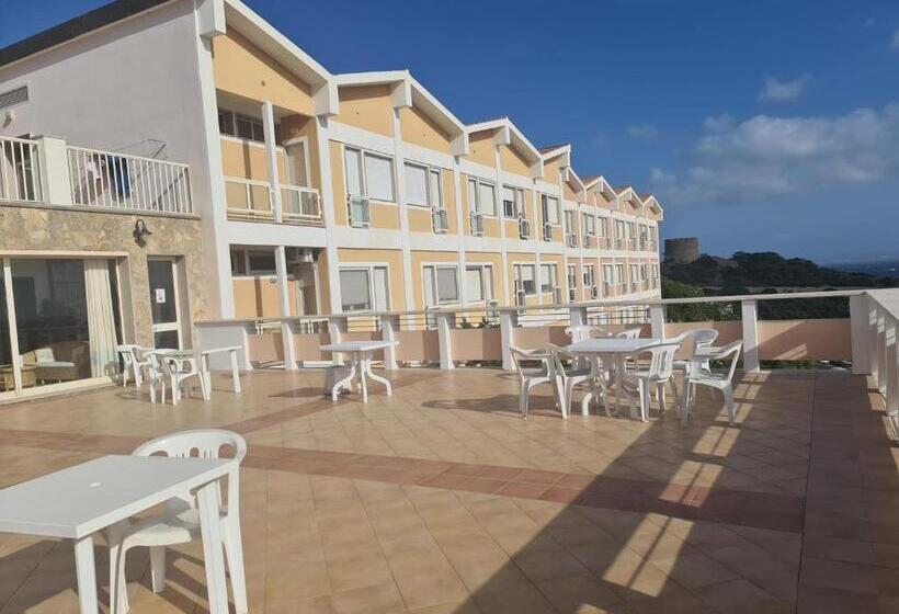 Huoneisto 1 Makuuhuone Allasnäkymä, Casa Azzurra Residence Gallo Dì Gallura