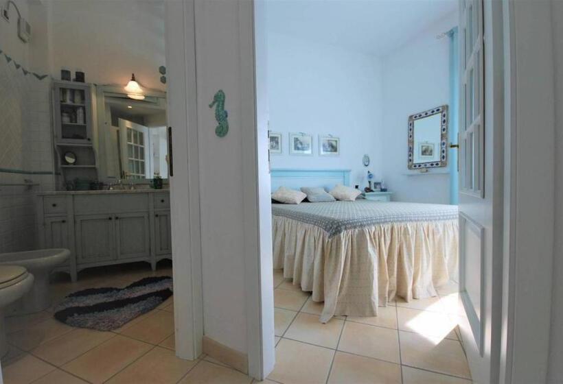 带1个卧室带泳池的公寓, Casa Azzurra Residence Gallo Dì Gallura