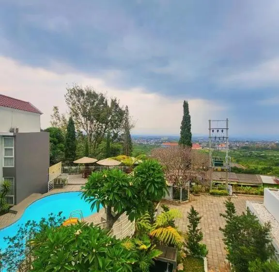 Villa 3 Makuuhuonetta, Sinergi Hotel & Villa