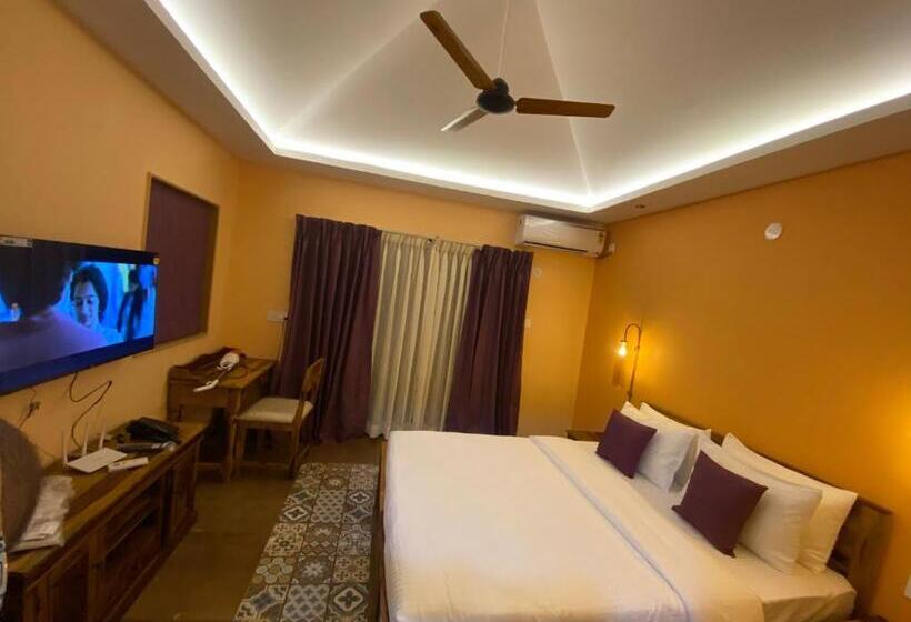 غرفة قياسية سرير كينج, Atmani Waterfront Resort