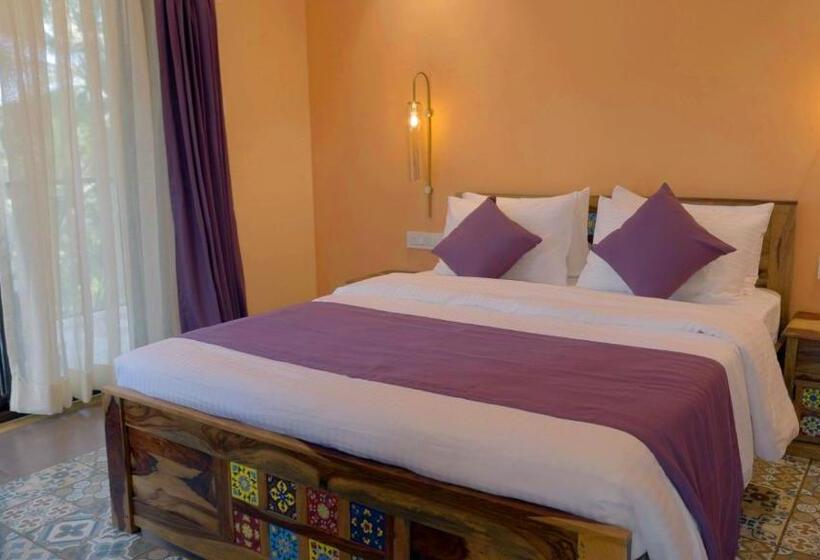 غرفة قياسية سرير كينج, Atmani Waterfront Resort