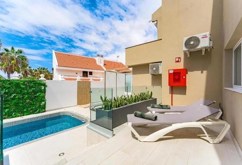 آپارتمان 1 خوابه با چشم‌انداز استخر, Bal Apartments Adults Only