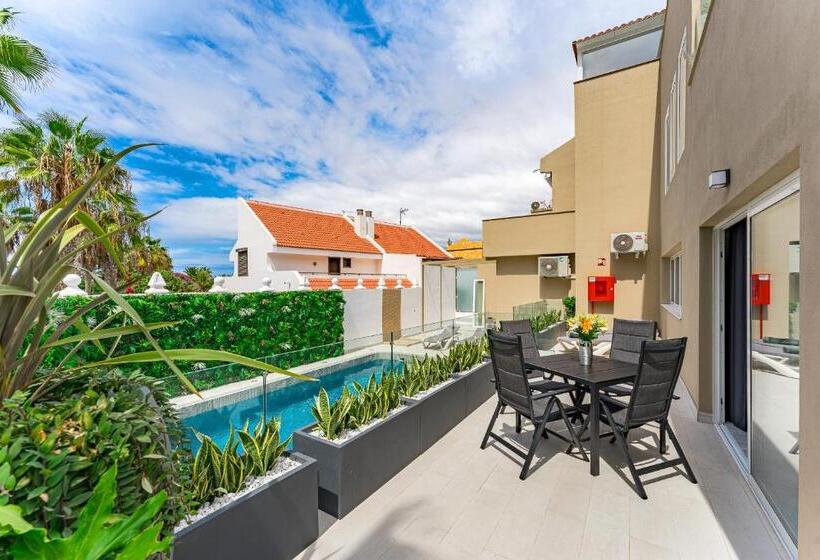 דירת חדר נוף לבריכה, Bal Apartments Adults Only