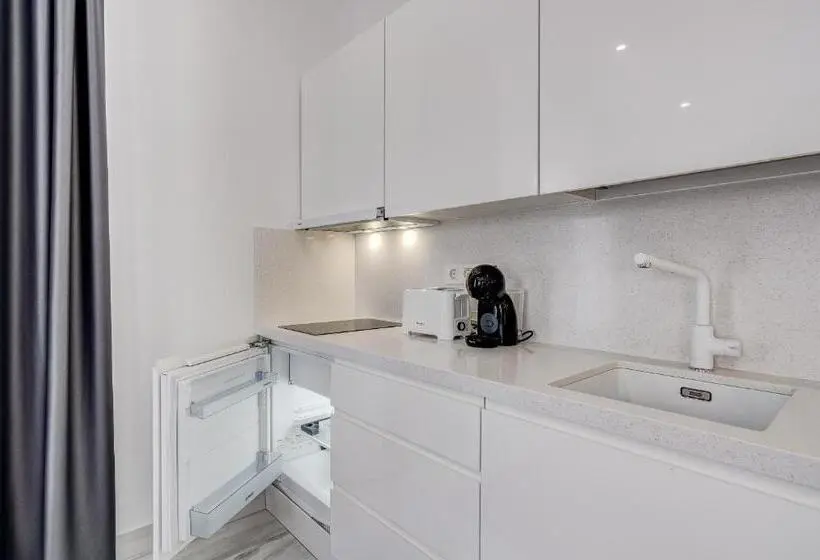 1 Bedroom Penthouse Apartment, Bal Apartments Adults Only