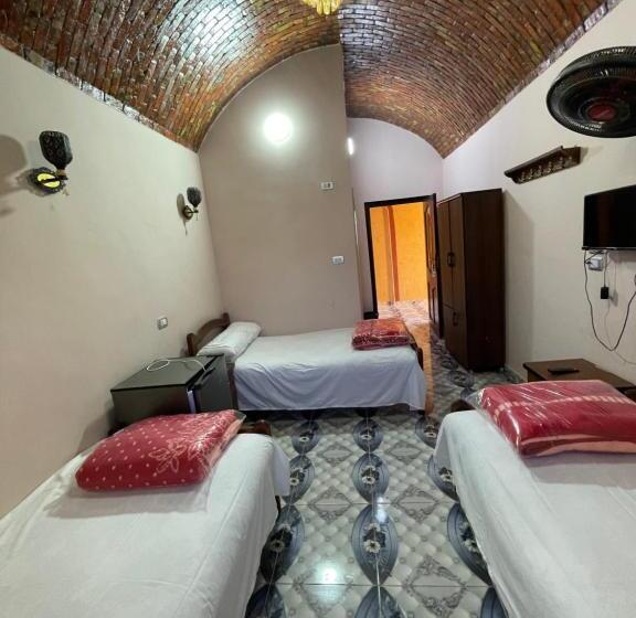 اتاق لوکس سه تخته, Desert Escape Siwa With Palm & Olive Garden Hot Spring