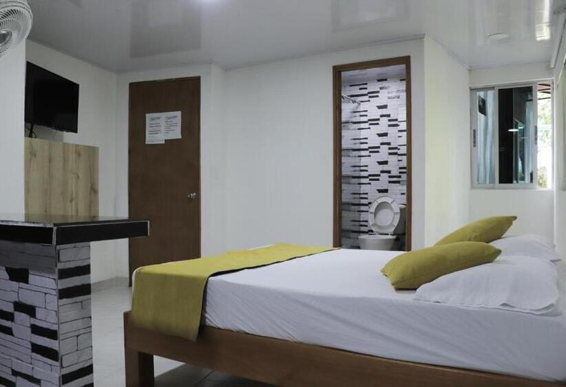 Люкс, Hosteria La Medusa