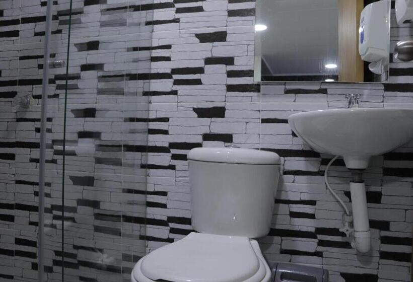 סוויטה, Hosteria La Medusa