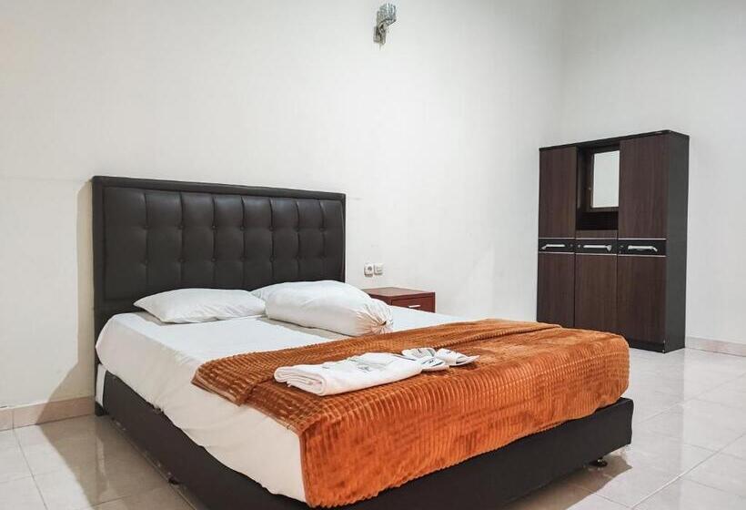 חדר דלוקס, Reddoorz Plus Syariah Near Simpang Rimbo Jambi