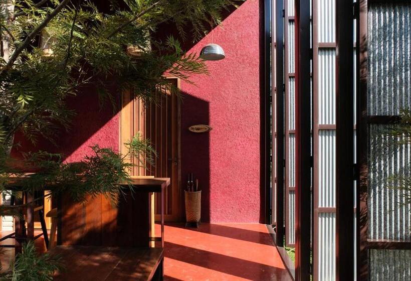 패밀리 룸, Stay Pilafarm